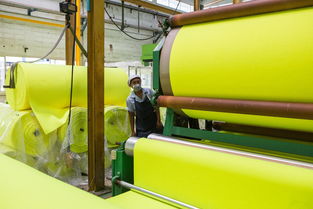 九千萬個(gè)微光 中國(guó)工廠里不可或缺的全球日用品